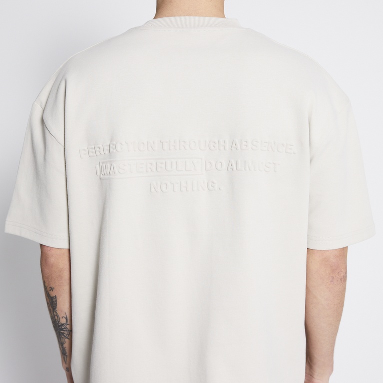 Boxy embossed tee "Yuko"